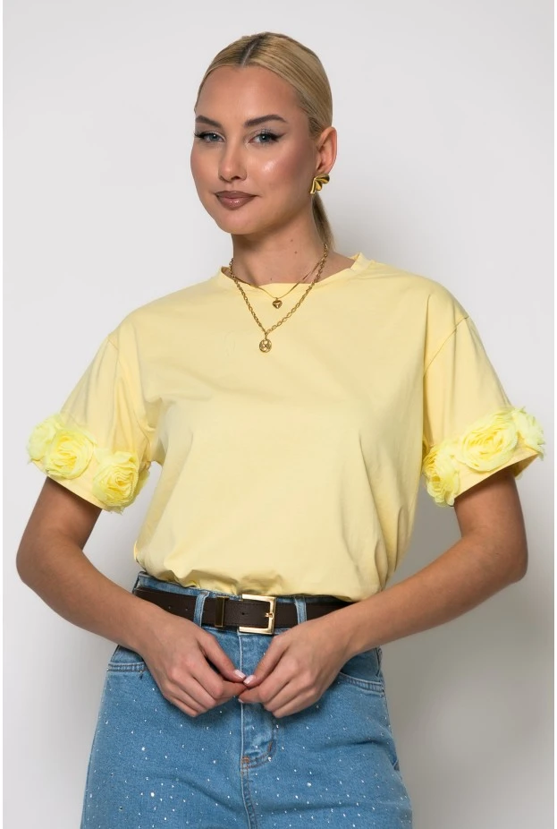T-shirt κοντομάνικο με τούλινα λουλούδια στα μανίκια κίτρινο