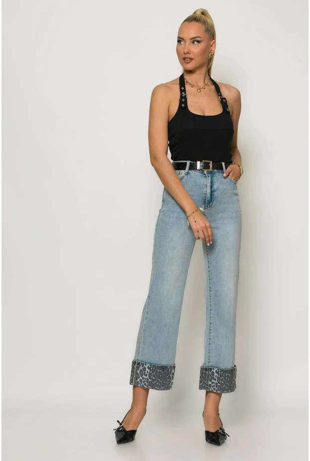 Crop top halter με cups και σφηγκοφωλιά πίσω μαύρο