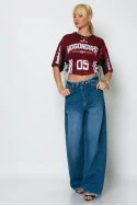 Cropped sport t-shirt με στάμπα με κορδόνια στο πλάι μπορντό