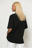 Oversized t-shirt με λεπτομέρεια στον λαιμό και patch look μαύρο