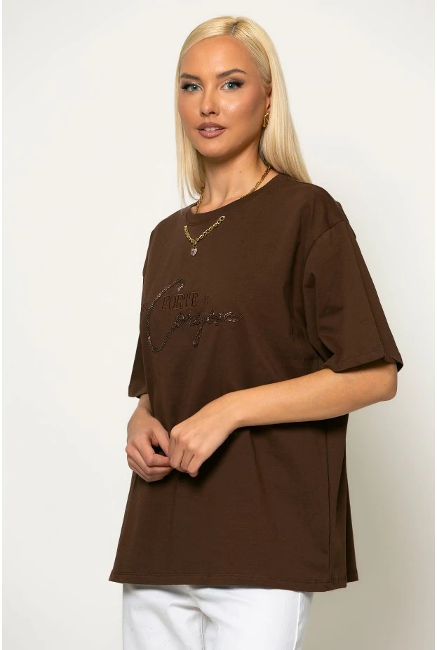 Oversized t-shirt με λεπτομέρεια αλυσίδα στην λαιμόκοψη και patch seja forte καφέ