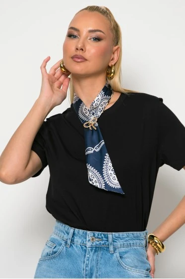 T-shirt με αποσπώμενο μαντήλι και αγκράφα μαύρο