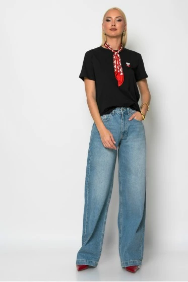 T-shirt με cherry και αποσπώμενο καρό μαντήλι μαύρο