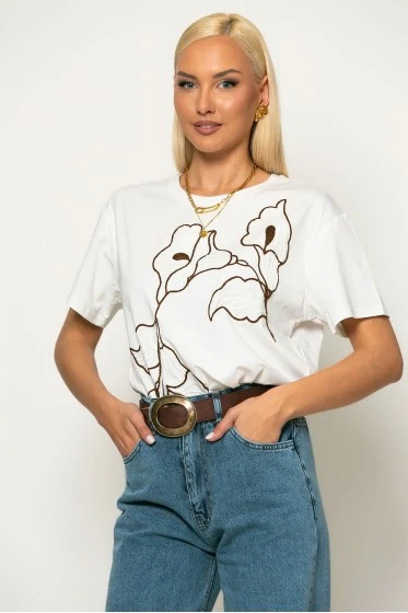 T-shirt με flower κέντημα μαύρο-μπεζ