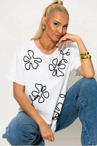 T-shirt με κεντητά flower σχέδια λευκό