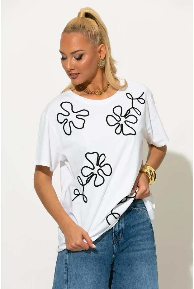 T-shirt με κεντητά flower σχέδια λευκό