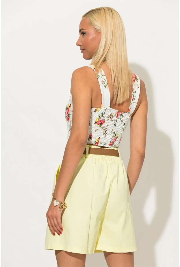 Crop top floral με cups και σφηγκοφωλιά πίσω λευκό
