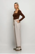 Loose fit παντελόνι ριγέ με λάστιχο στην μέση μπεζ Loose fit παντελόνι ριγέ με λάστιχο στην μέση μπεζ