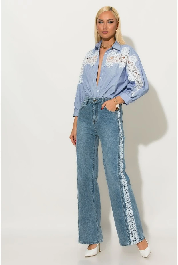 Jean straight leg με δαντέλα στο πλάι μπλε