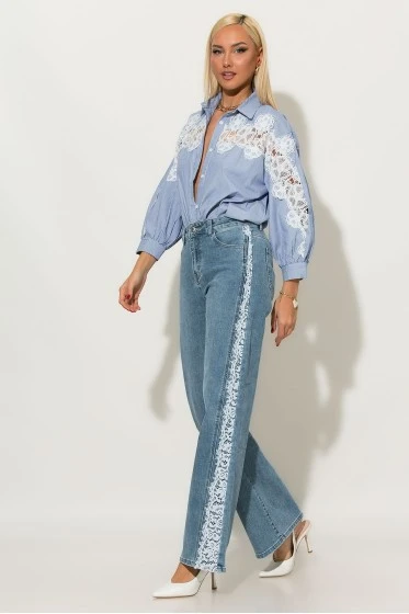 Jean straight leg με δαντέλα στο πλάι μπλε