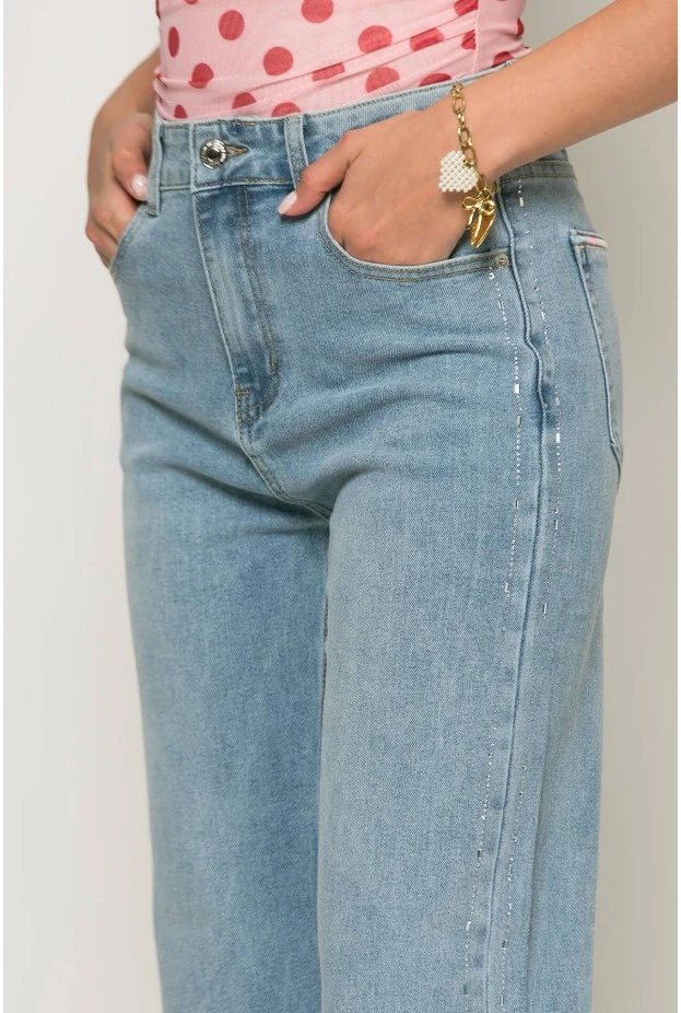 Jean straight leg με στρας στο πλάι μπλε ανοιχτό