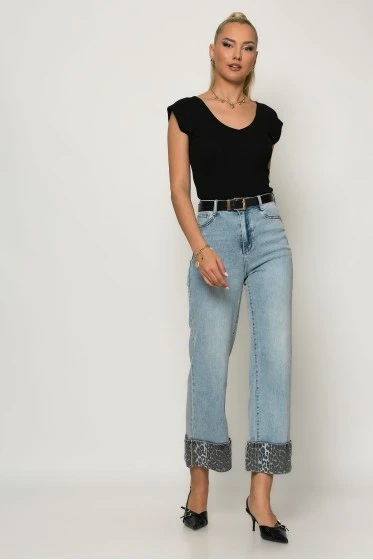 Jean straight leg με λεοπάρ ρεβέρ μπλε