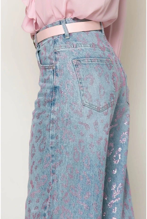 Jean carrot με animal print στρας μπλε