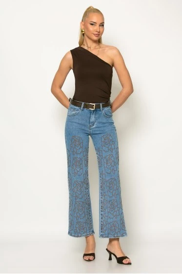 Jean straight leg με κεντητά λουλούδια μπλε