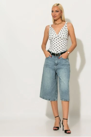 Jean loose fit βερμούδα με ζώνη κίτρινο