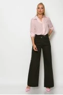 Jean wide leg με ασύμμετρο κούμπωμα καφέ