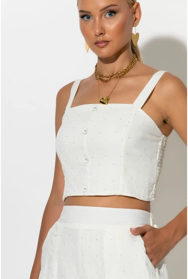 Σετ crop top με σφηγκοφωλιά πίσω και σορτς με στρας λευκό