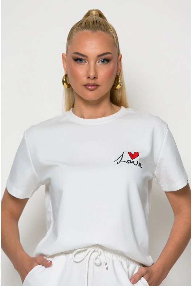 Σετ μπλούζα και βερμούδα με patch love λευκό