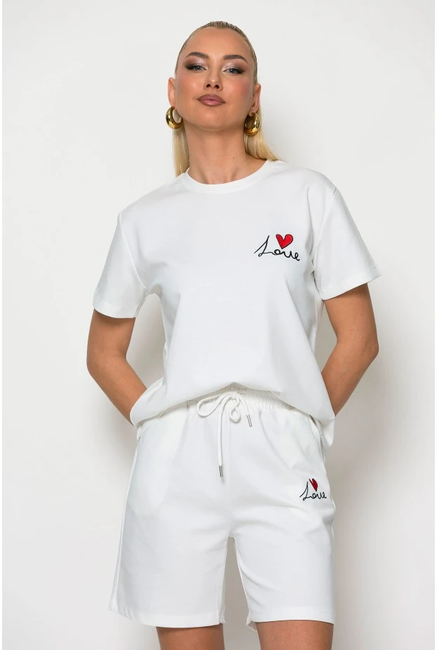 Σετ μπλούζα και βερμούδα με patch love λευκό