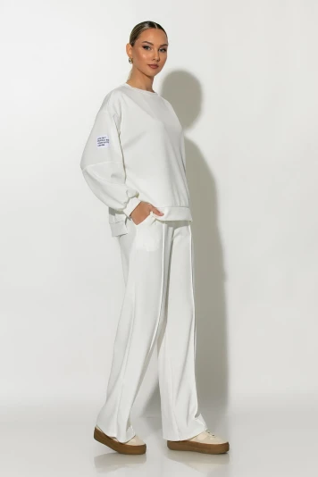 Σετ παντελόνα και oversized μπλούζα με pach στο μανίκι γκρι