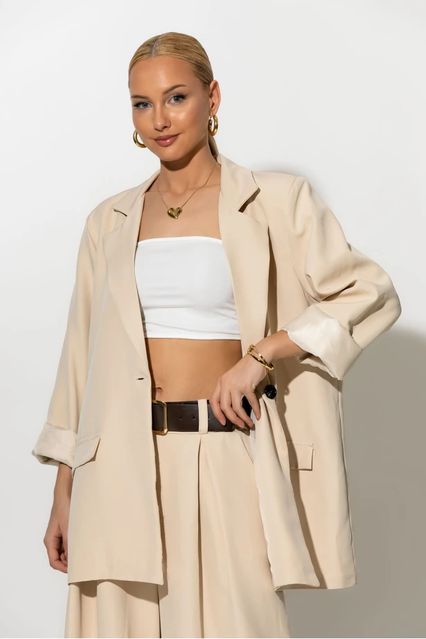 Σετ blazer και παντελόνα με ζώνη μπεζ Σετ blazer και παντελόνα με ζώνη μπεζ