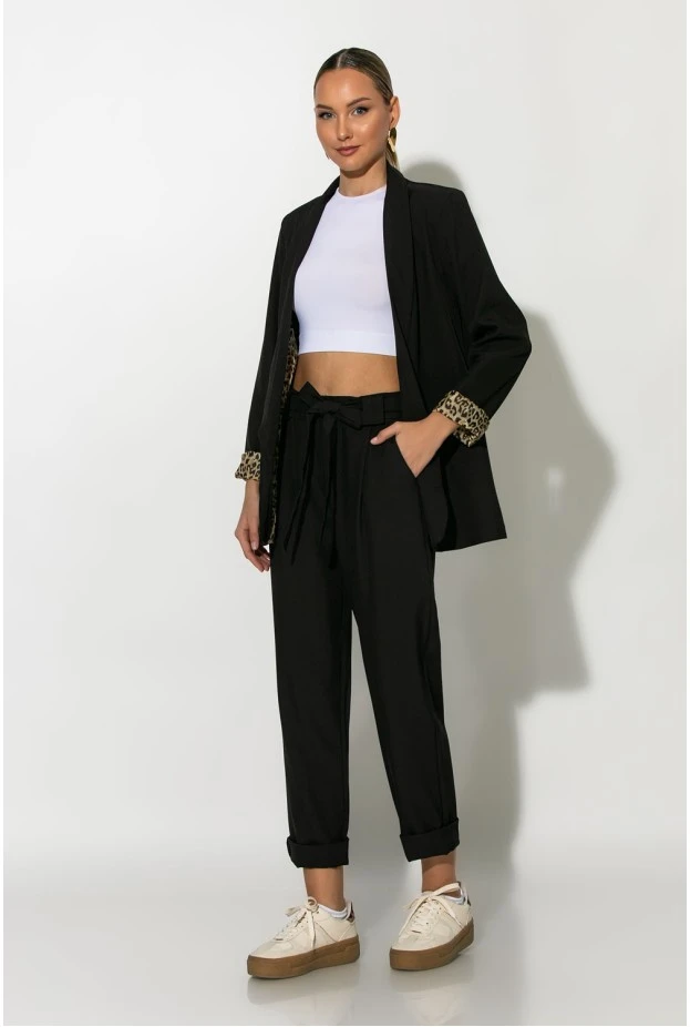 Σετ blazer με λεοπάρ φόδρα και παντελόνι με ζωνάκι μαύρο