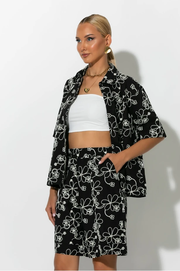 Σετ floral βερμούδα και πουκάμισο μαύρο Σετ floral βερμούδα και πουκάμισο μαύρο