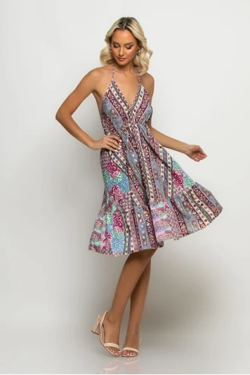 Μίνι φόρεμα boho τύπου σατέν με ανοιχτή πλάτη μπορντώ