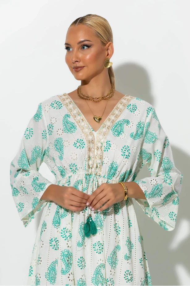 Boho φόρεμα κυπούρ με παγιέτα στην λαιμόκοψη βεραμάν Boho φόρεμα κυπούρ με παγιέτα στην λαιμόκοψη βεραμάν
