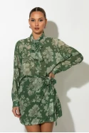 Floral πουκαμίσα με γραβάτα λαδί Floral πουκαμίσα με γραβάτα λαδί