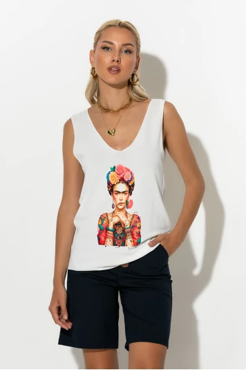 Πλεκτό αμάνικο με print frida flower εκρού