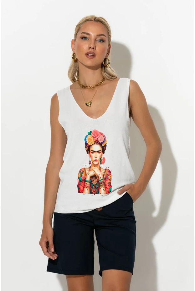 Πλεκτό αμάνικο με print frida flower εκρού