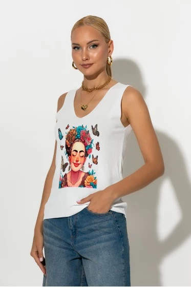Πλεκτό αμάνικο με print frida with smile λευκό