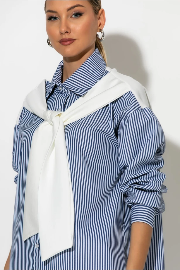 Oversized πουκάμισο ριγέ με δέσιμο μπροστά μπλε Oversized πουκάμισο ριγέ με δέσιμο μπροστά μπλε