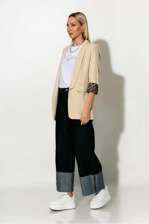 Blazer με λεοπάρ φόδρα μπεζ Blazer με λεοπάρ φόδρα μπεζ