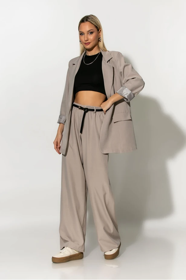 Blazer με φόδρα μπεζ Blazer με φόδρα μπεζ