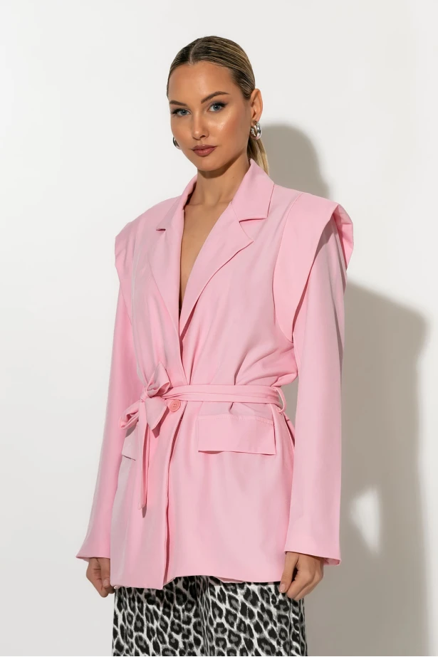 Blazer με structured ώμους και ζώνη ροζ Blazer με structured ώμους και ζώνη ροζ