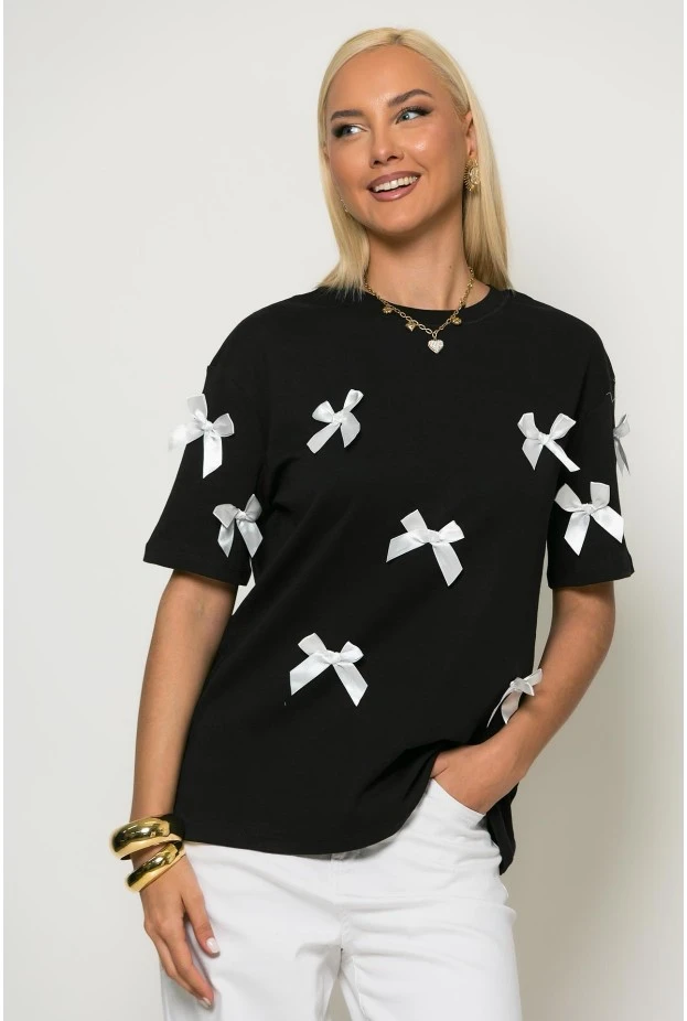 T-shirt με φιογκάκια μαύρο