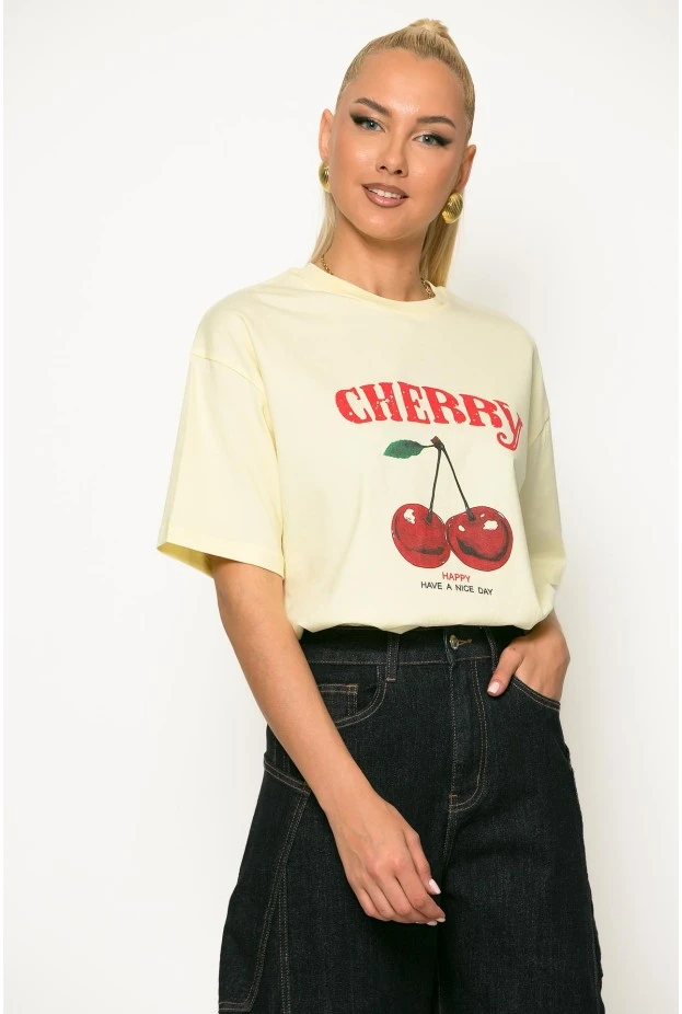 T-shirt με στάμπα cherry κίτρινο