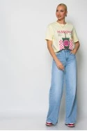 T-shirt κοντομάνικο με στάμπα matcha iced latte κίτρινο