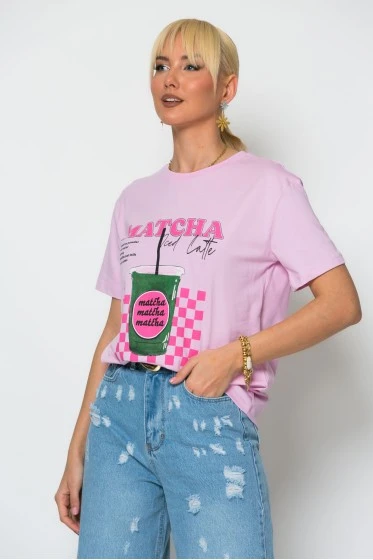 T-shirt κοντομάνικο με στάμπα matcha iced latte κίτρινο