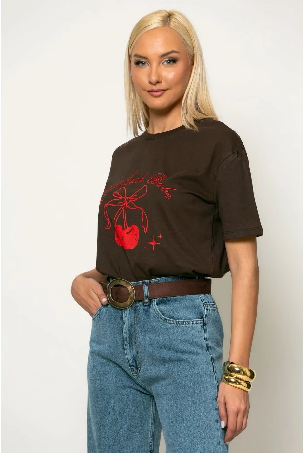T-shirt κοντομάνικο με στάμπα cherry καφέ