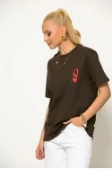 T-shirt με στάμπα Q καφέ