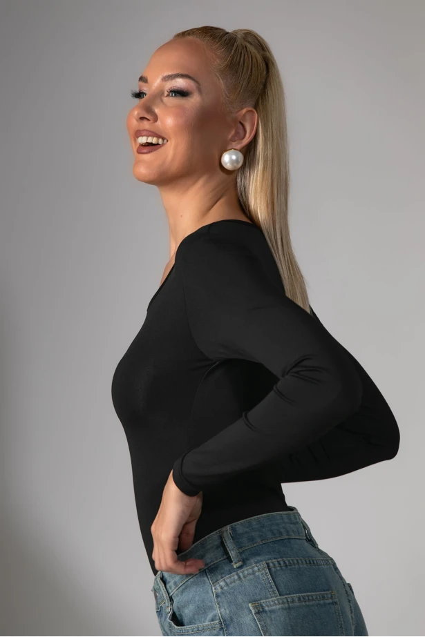 Κορμάκι μακρυμάνικο με στογγυλή λαιμόκοψη μαύρο