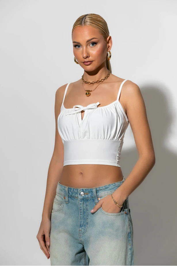 Crop top τιραντέ με κορδόνι μπροστά λευκό Crop top τιραντέ με κορδόνι μπροστά λευκό