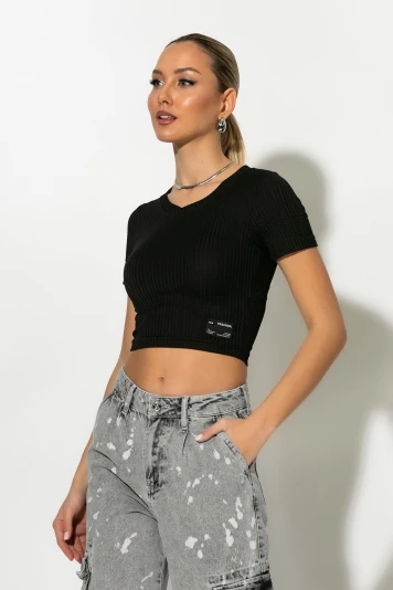 Crop top V κοντομάνικο μαύρο
