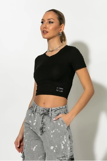 Crop top V κοντομάνικο μαύρο