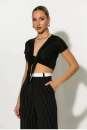 Crop top με δέσιμο μπροστά μαύρο Crop top με δέσιμο μπροστά μαύρο