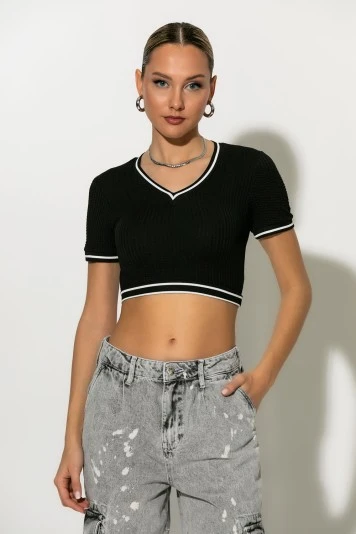 Cropped κοντομάνικο ριπ με ρίγες λευκό