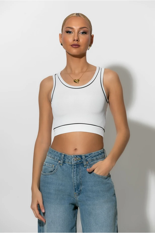 Crop top ριπ με λεπτομέρεια ρίγα λευκό Crop top ριπ με λεπτομέρεια ρίγα λευκό